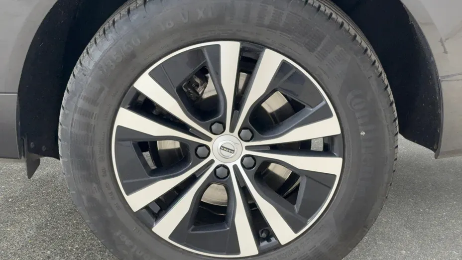 VOLVO XC60 XC60 B5 D AWD Momentum Pro aut