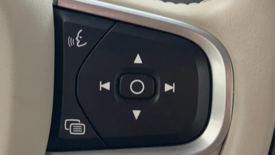 VOLVO XC60 XC60 B5 D AWD Momentum Pro aut