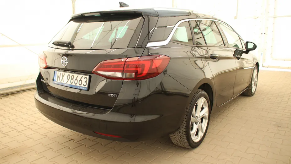 OPEL Astra Astra V 1.6 CDTI Elite aut
