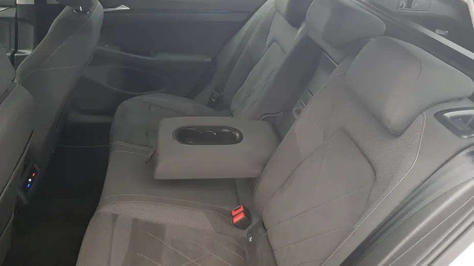 VOLKSWAGEN Golf Golf VIII 1.5 eTSI EVO Style DSG