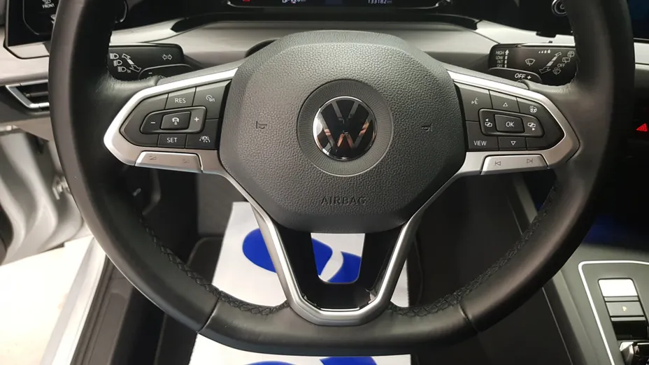 VOLKSWAGEN Golf Golf VIII 1.5 eTSI EVO Style DSG