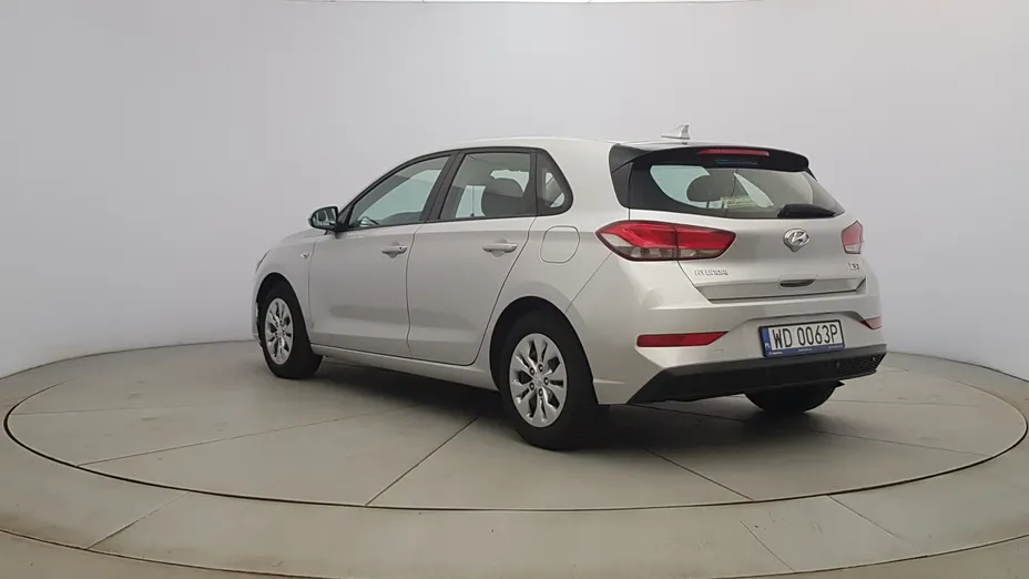 HYUNDAI i30 i30 1.5 DPI Classic +
