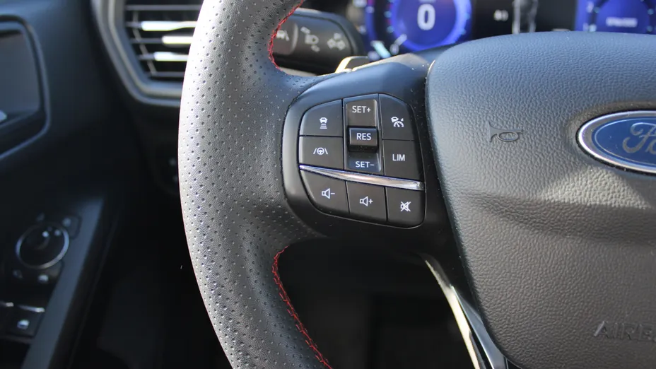 FORD Focus Focus 1.0 EcoBoost mHEV ST-Line X aut