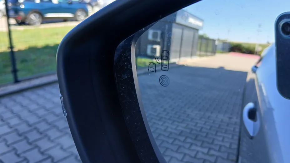 PEUGEOT 2008 2008 PureTech 130 GT S&S EAT8