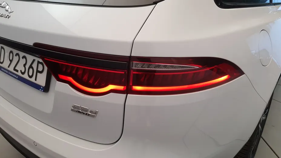 JAGUAR XF XF 2.0 i4D AWD Portfolio aut