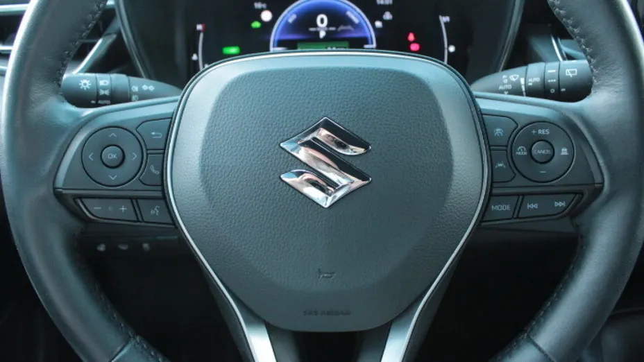SUZUKI Swace Swace 1.8 Hybrid Premium Plus CVT