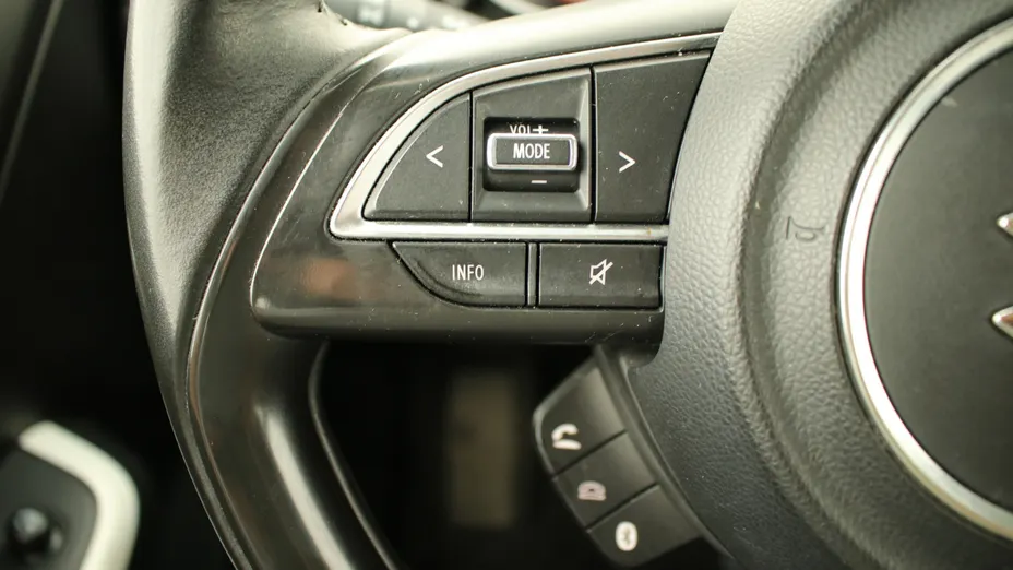 SUZUKI Swift Swift 1.2 Dualjet SHVS Premium CVT