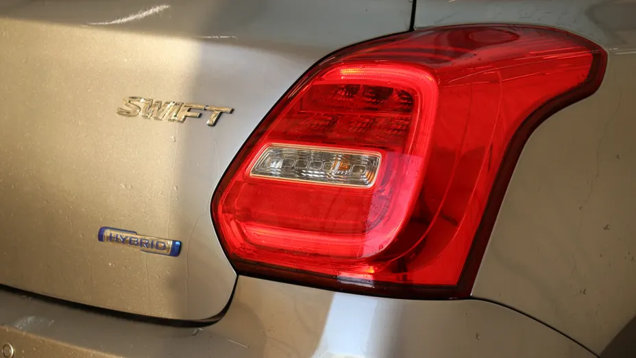 SUZUKI Swift Swift 1.2 Dualjet SHVS Premium CVT
