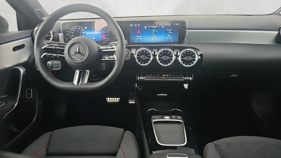 MERCEDES-BENZ A Klasa A 200 AMG Line 7G-DCT Nowy