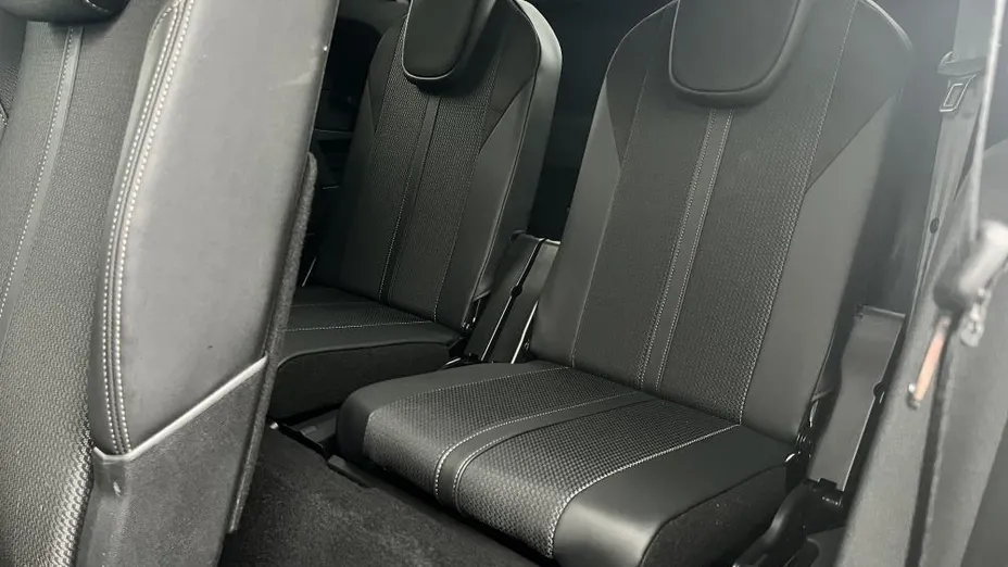 PEUGEOT 5008 5008 2.0 BlueHDi GT S&S EAT8