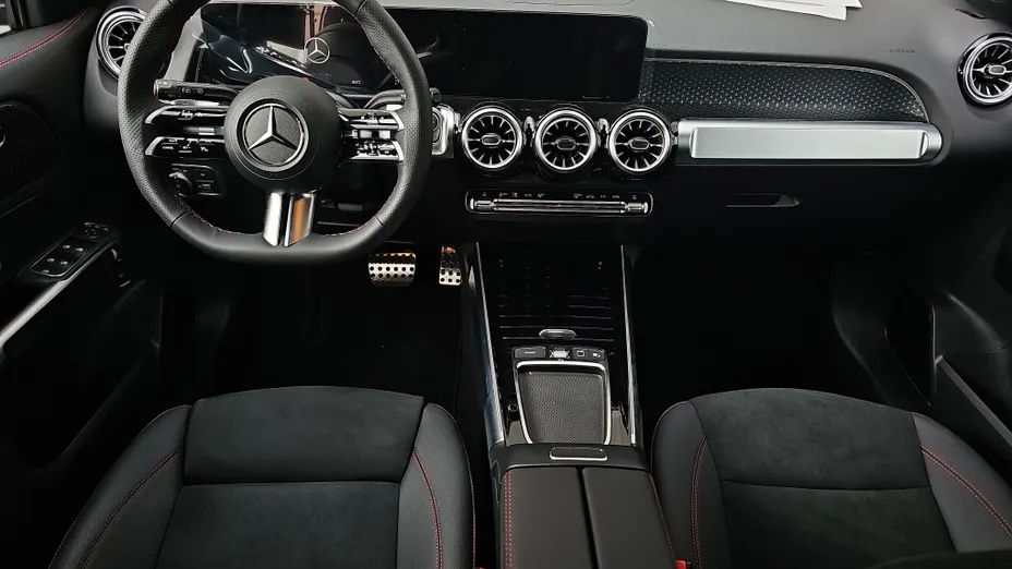 MERCEDES-BENZ GLB GLB 200 mHEV AMG Line 7G-DCT Nowy