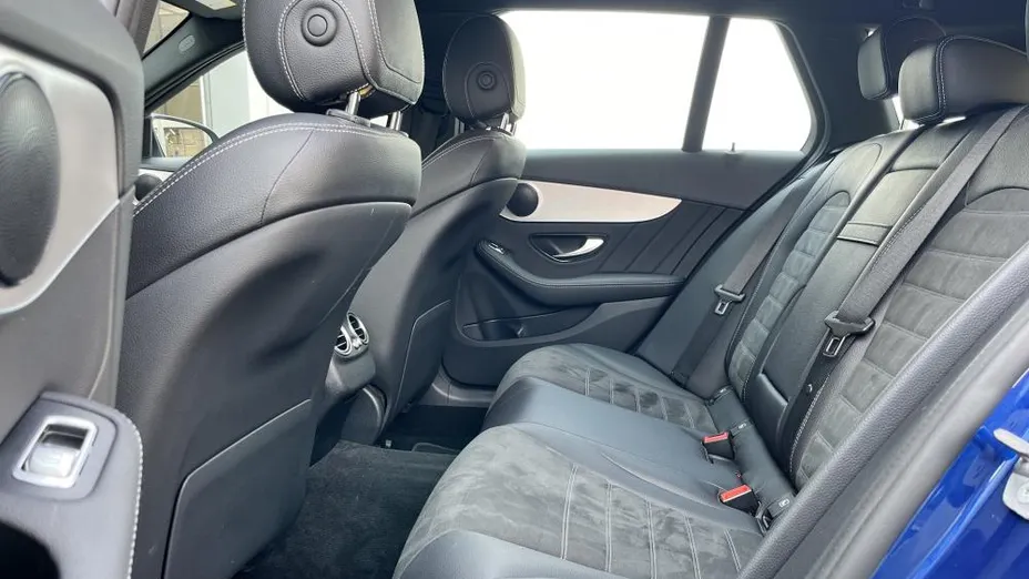 MERCEDES-BENZ C Klasa C 220 d 4MATIC 9G-TRONIC
