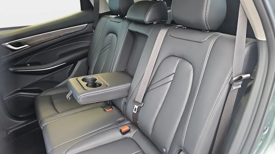 DFSK E5 E5 1.5  PHEV Prestige E-CVT Nowy