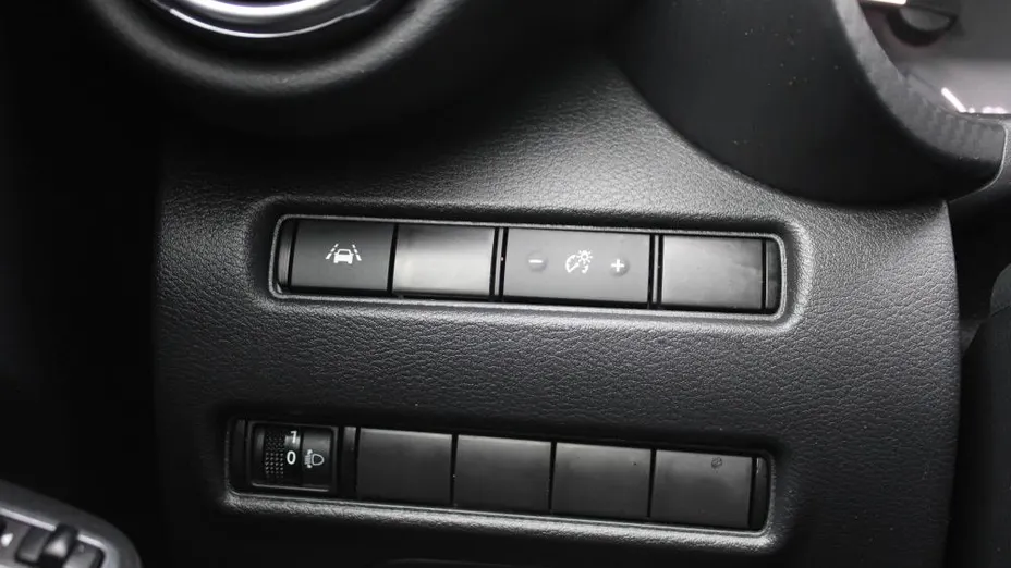 NISSAN Juke Juke 1.6 Hybrid N-Connecta AMT