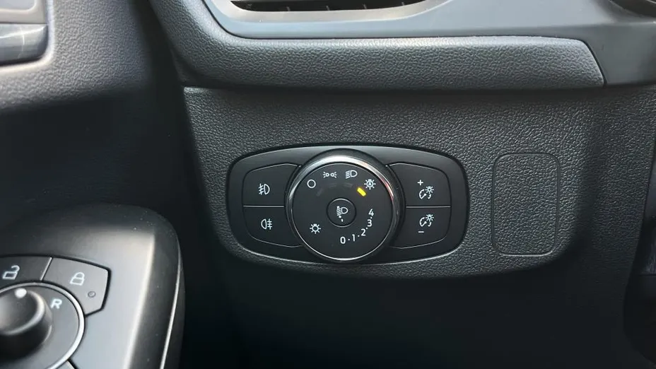 FORD Focus Focus 1.5 EcoBlue Active aut