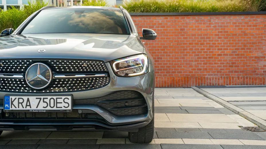 MERCEDES-BENZ GLC GLC 300 e 4-Matic AMG Line