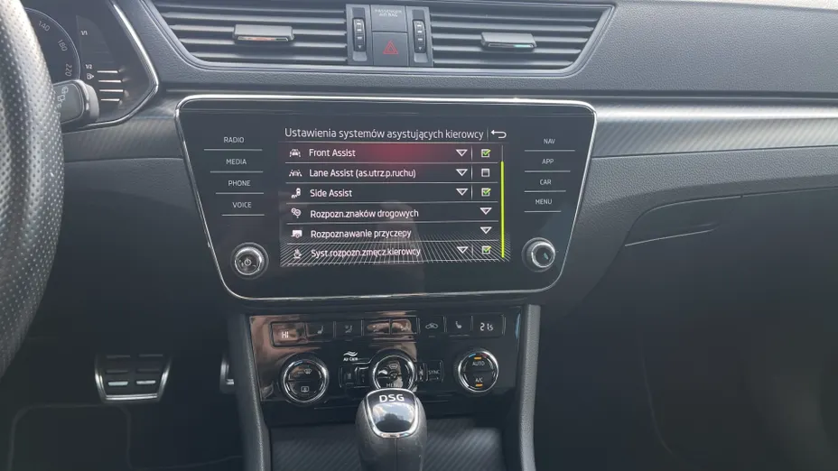 SKODA Superb Superb 2.0 TDI SCR Sportline DSG