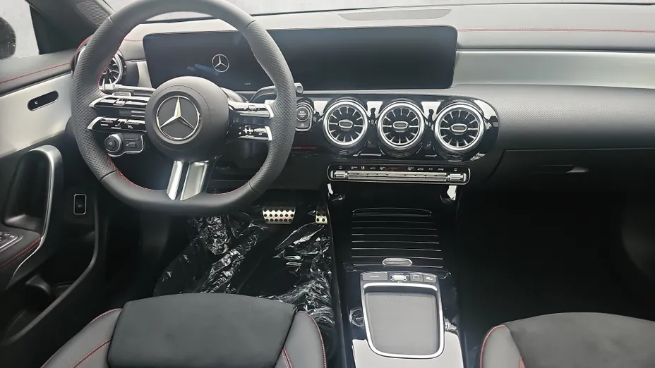 MERCEDES-BENZ CLA CLA 200 mHEV AMG Line 7G-DCT Nowy