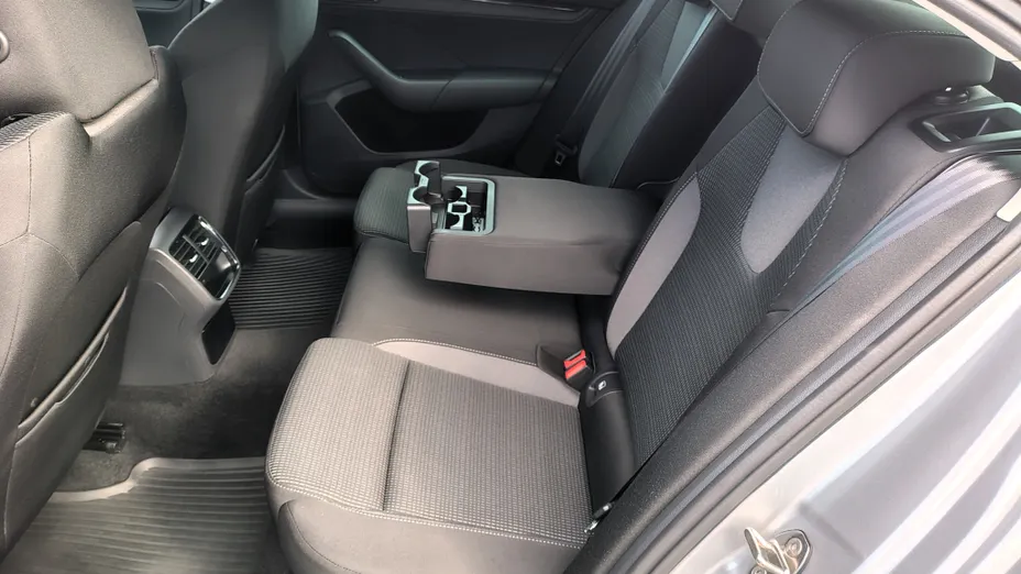 SKODA Octavia Octavia 1.5 TSI e-Tec Ambition DSG