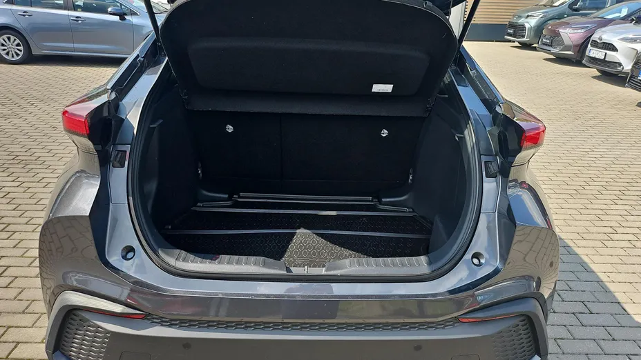 TOYOTA C-HR C-HR 2.0 Hybrid Dynamic Force Style