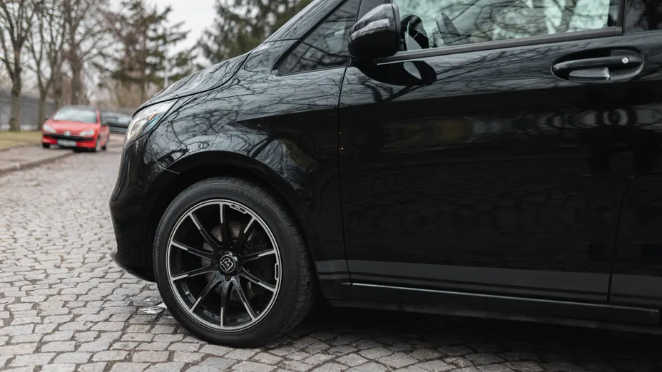 MERCEDES-BENZ V Klasa V 250 d 4-Matic Avantgarde 9G-Tronic (ekstra dł)