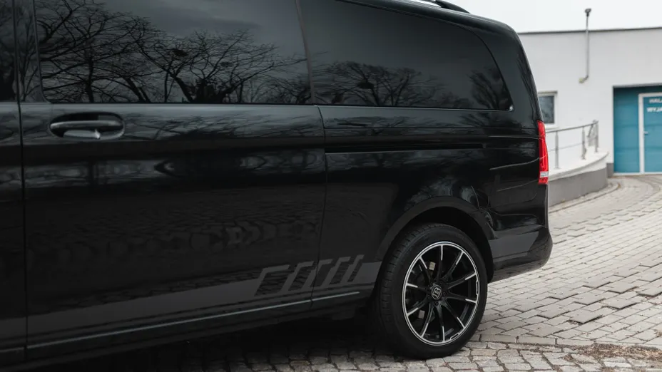 MERCEDES-BENZ V Klasa V 250 d 4-Matic Avantgarde 9G-Tronic (ekstra dł)