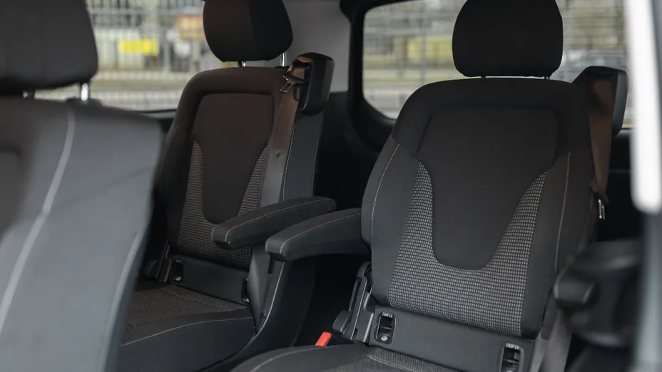 MERCEDES-BENZ V Klasa V 250 d 4-Matic Avantgarde 9G-Tronic (ekstra dł)