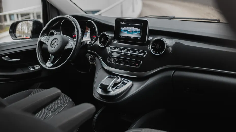 MERCEDES-BENZ V Klasa V 250 d 4-Matic Avantgarde 9G-Tronic (ekstra dł)