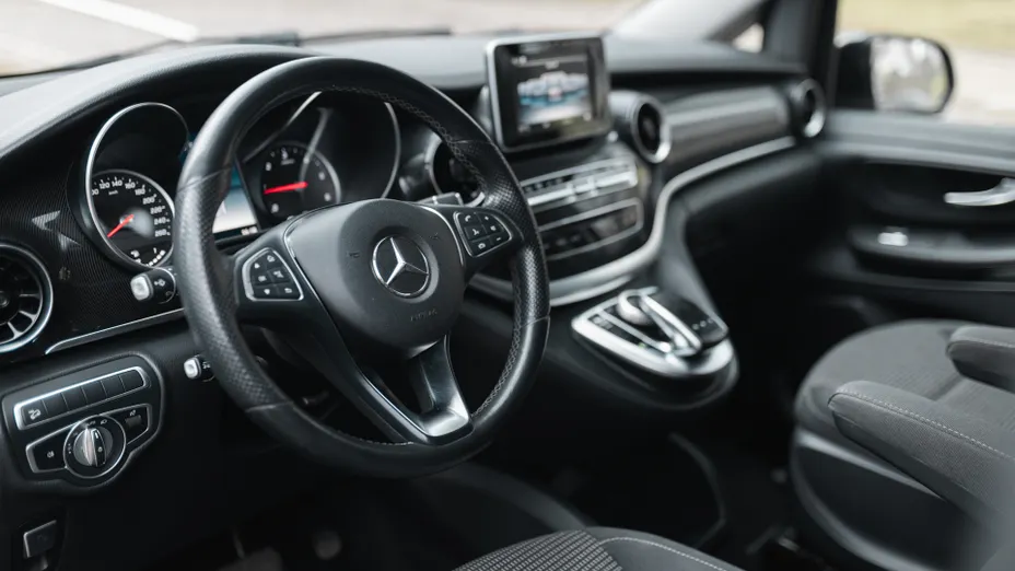 MERCEDES-BENZ V Klasa V 250 d 4-Matic Avantgarde 9G-Tronic (ekstra dł)