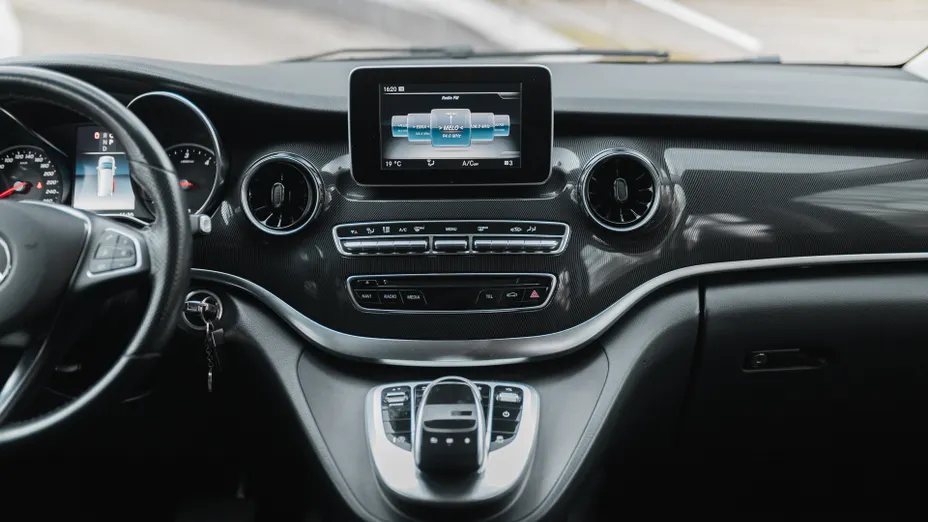 MERCEDES-BENZ V Klasa V 250 d 4-Matic Avantgarde 9G-Tronic (ekstra dł)