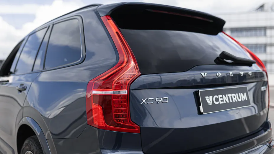 VOLVO XC90 XC90 B5 D AWD R-Design aut