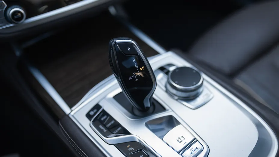 BMW Seria 7 750i L xDrive