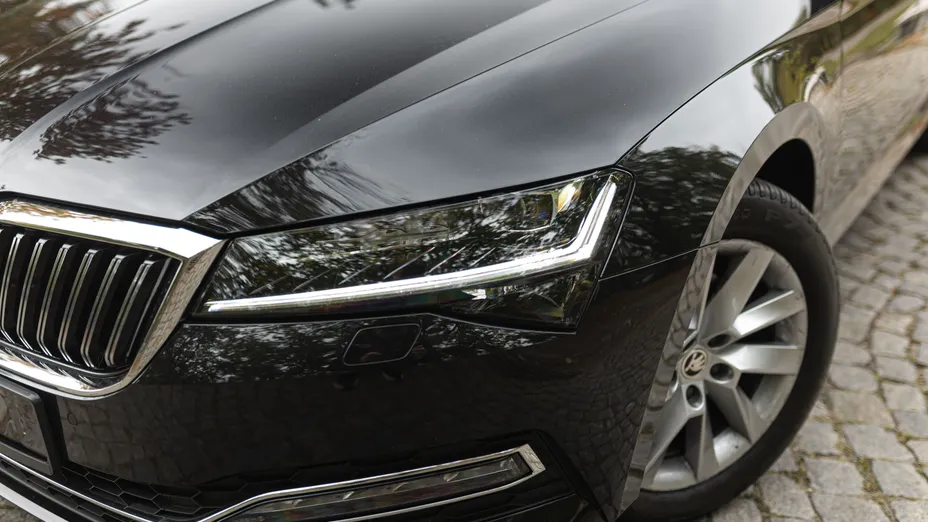 SKODA Superb Superb 2.0 TDI SCR Style DSG