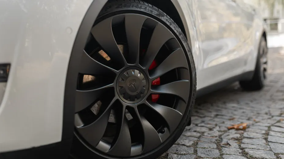 TESLA Model Y Y Performance AWD