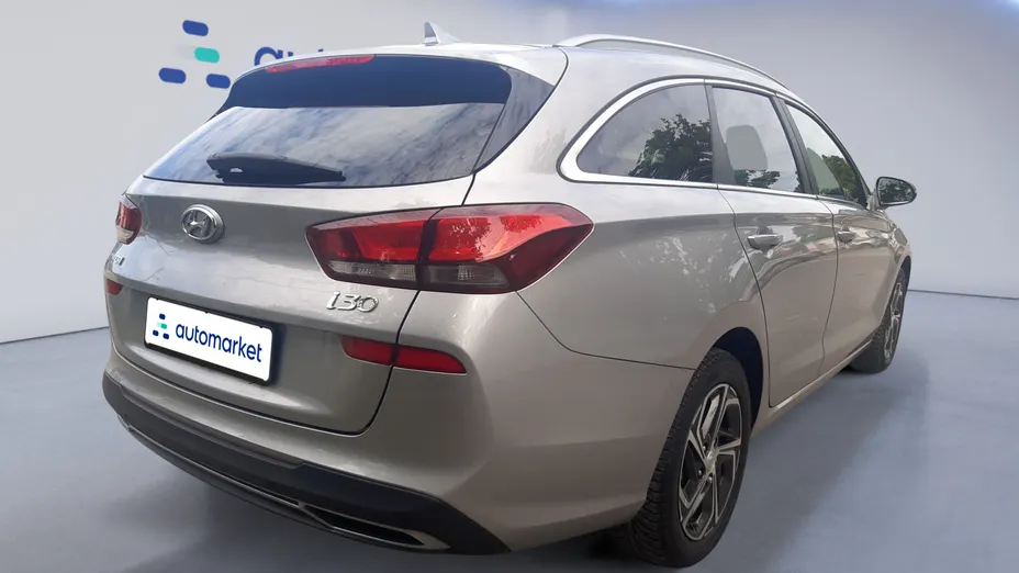 HYUNDAI i30 i30 1.5 T-GDI 48V Smart