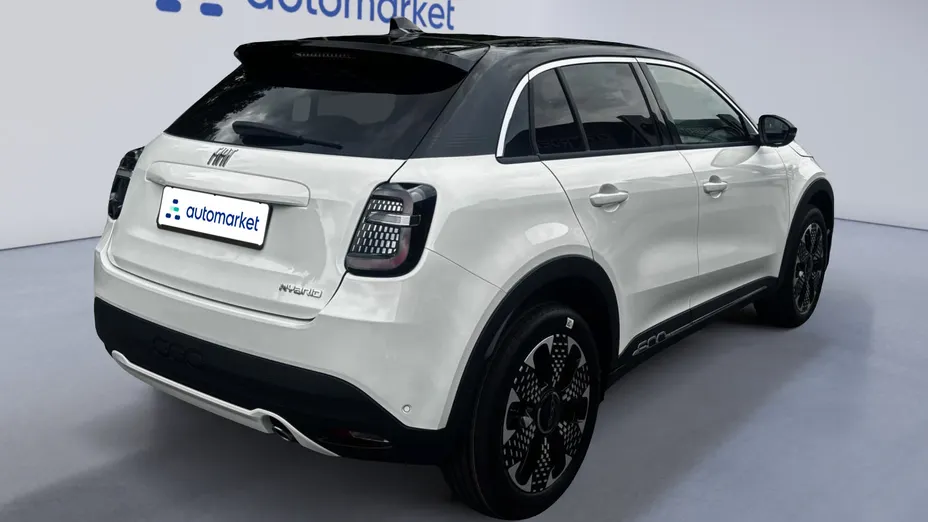 FIAT 600 600 1.2 Turbo Hybrid La Prima eDCT Nowy