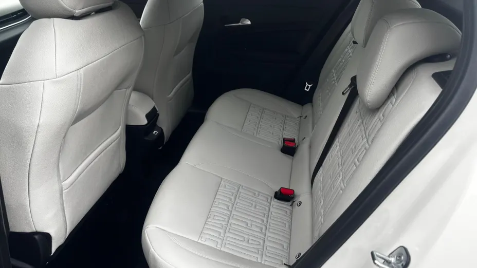 FIAT 600 600 1.2 Turbo Hybrid La Prima eDCT Nowy