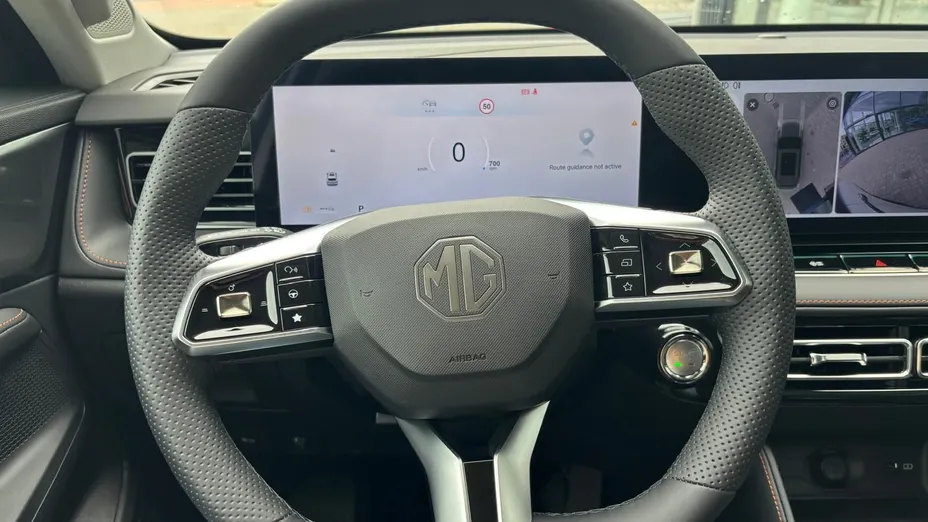 MG HS HS 1.5 T-GDI Exclusive DCT Nowy