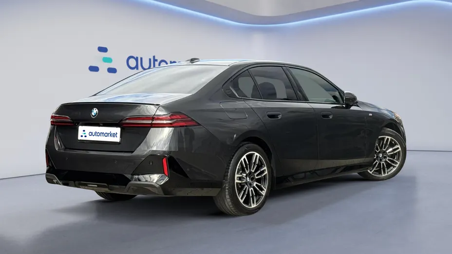 BMW Seria 5 540d xDrive mHEV M Sport aut