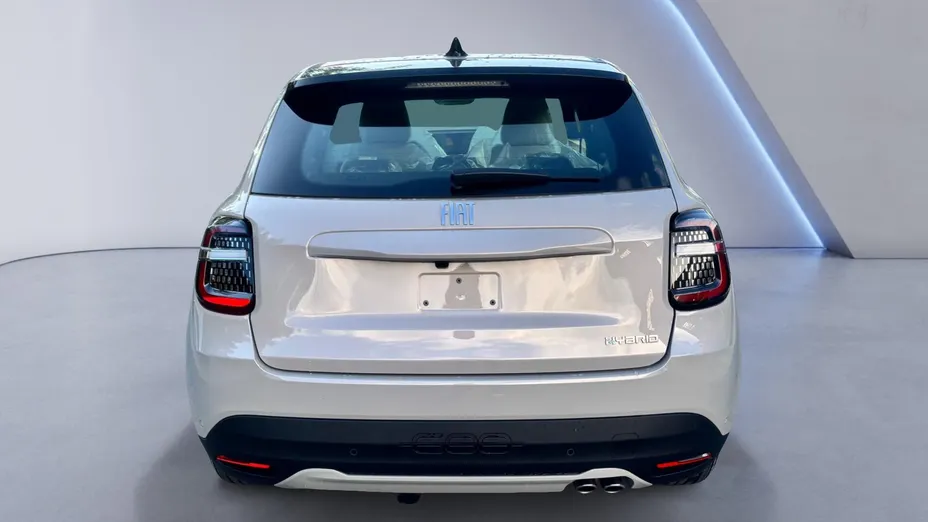 FIAT 600 600 1.2 Turbo Hybrid Icon eDCT Nowy