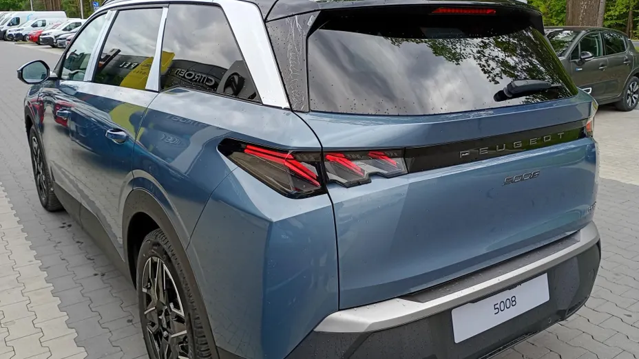 PEUGEOT 5008 5008 1.2 PureTech mHEV GT S&S e-DCS6 Nowy