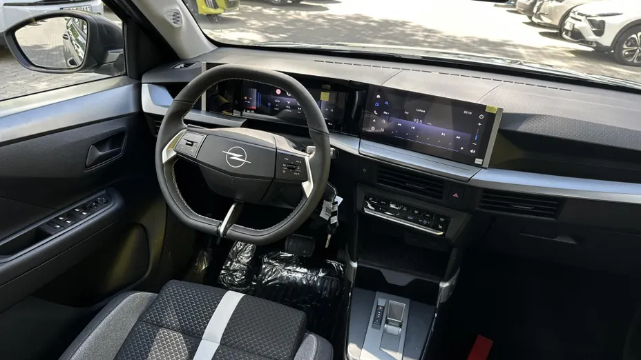 OPEL Frontera Frontera 1.2 T mHEV Edition eDTC6 Nowy