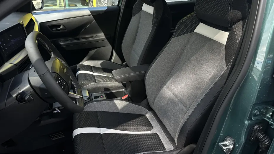 OPEL Frontera Frontera 1.2 T mHEV Edition eDTC6 Nowy