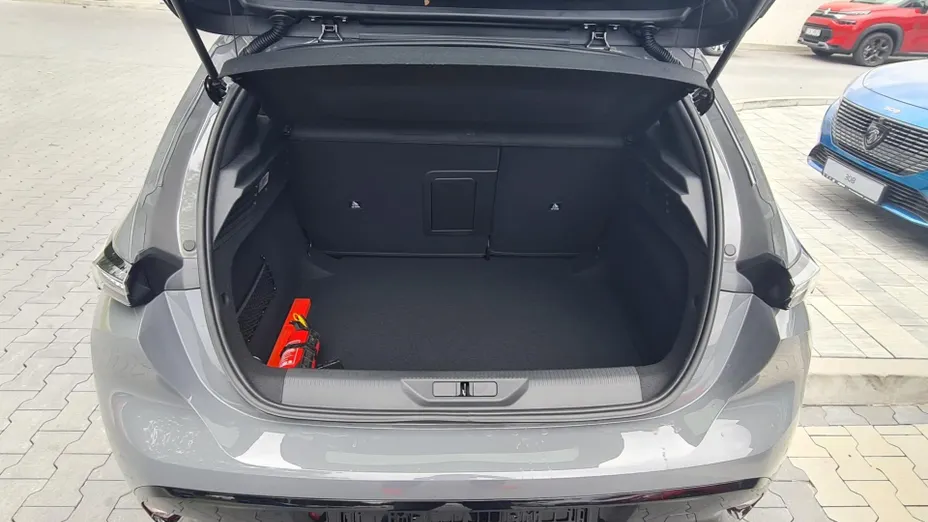 PEUGEOT 308 308 1.5 BlueHDi Allure S&S EAT8 Nowy