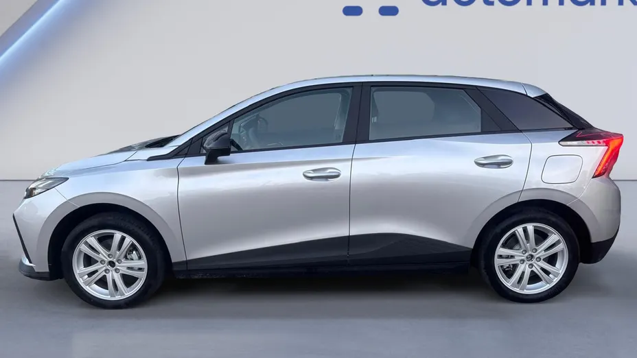 MG MG4 MG4 49kWh Standard Nowy