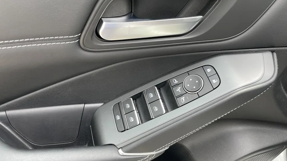NISSAN Qashqai Qashqai 1.3 DIG-T mHEV N-Connecta