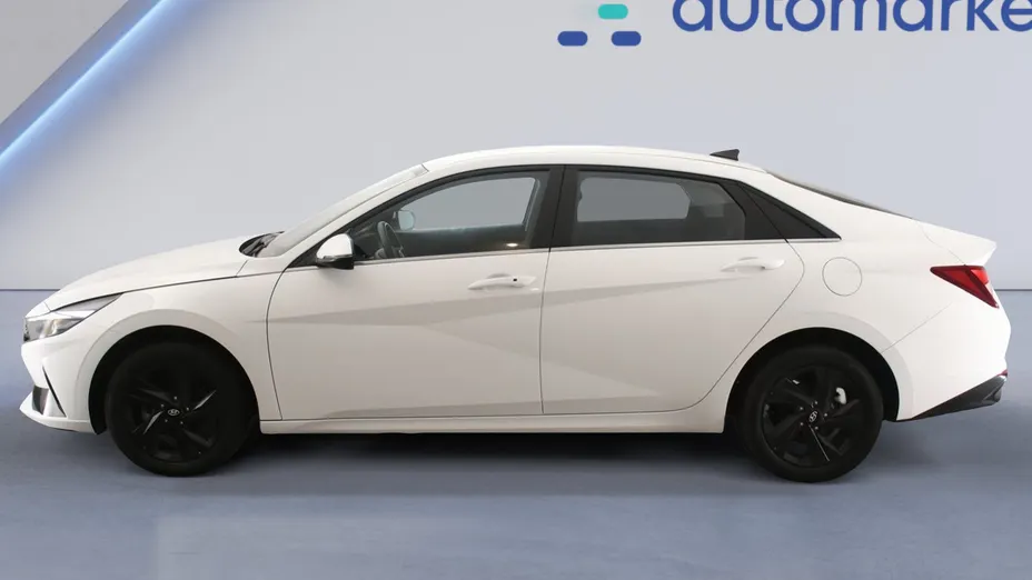 HYUNDAI Elantra Elantra 1.6 Smart CVT