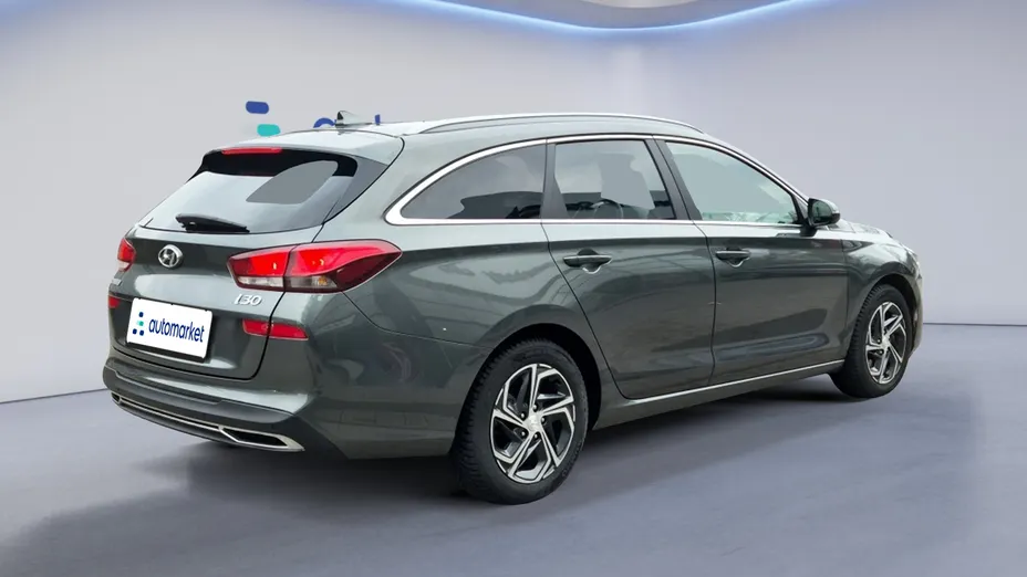 HYUNDAI i30 i30 1.0 T-GDI Smart