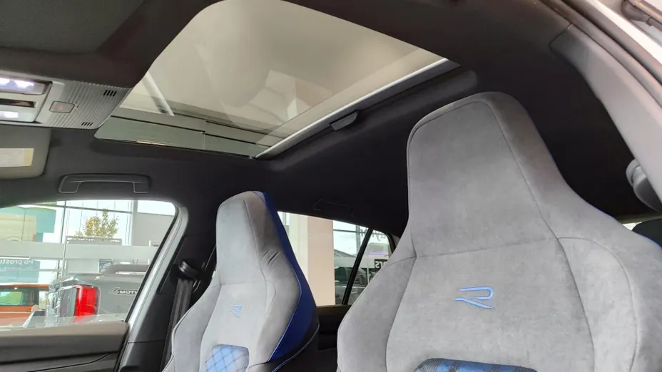 VOLKSWAGEN Golf Golf VIII 2.0 TSI 4Mot. R DSG Nowy