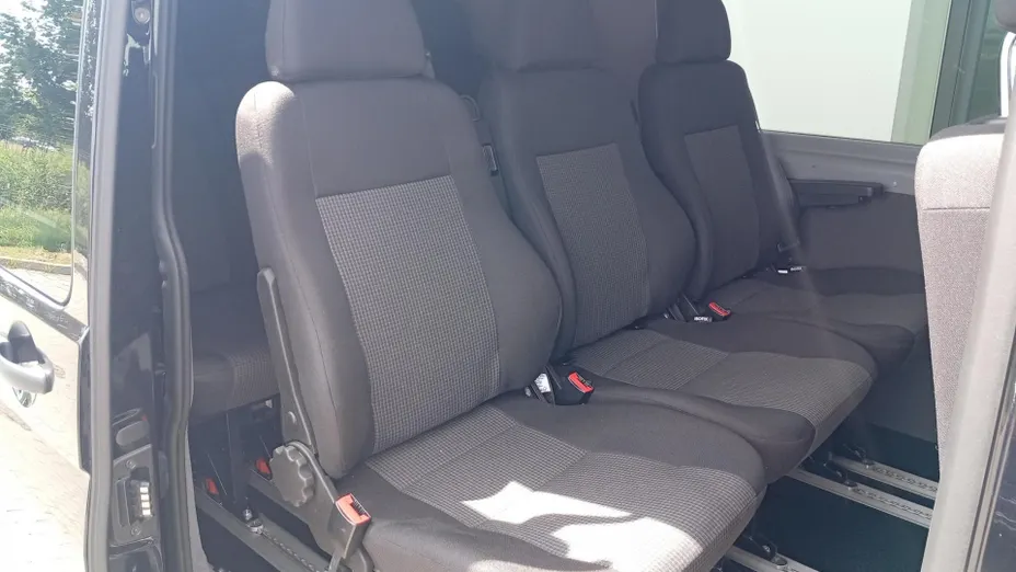 VOLKSWAGEN Transporter Transporter T6.1 TDI L2H1 Plus Comfortline DSG